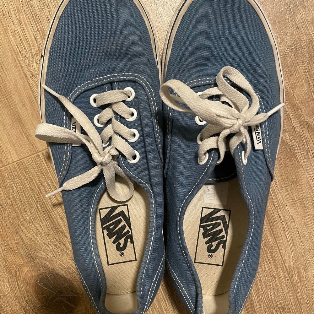 Vans Authentic Navy Blue Women’s Low Top Canvas Sneakers Size 7-CLEAN!!